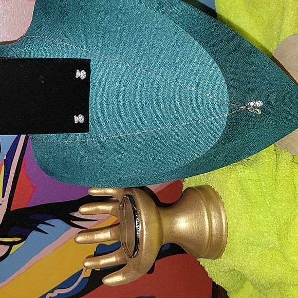Stud earrings, Bracelet and SS 925 necklace & Ballerina shoes pendant - Picture 1 of 7
